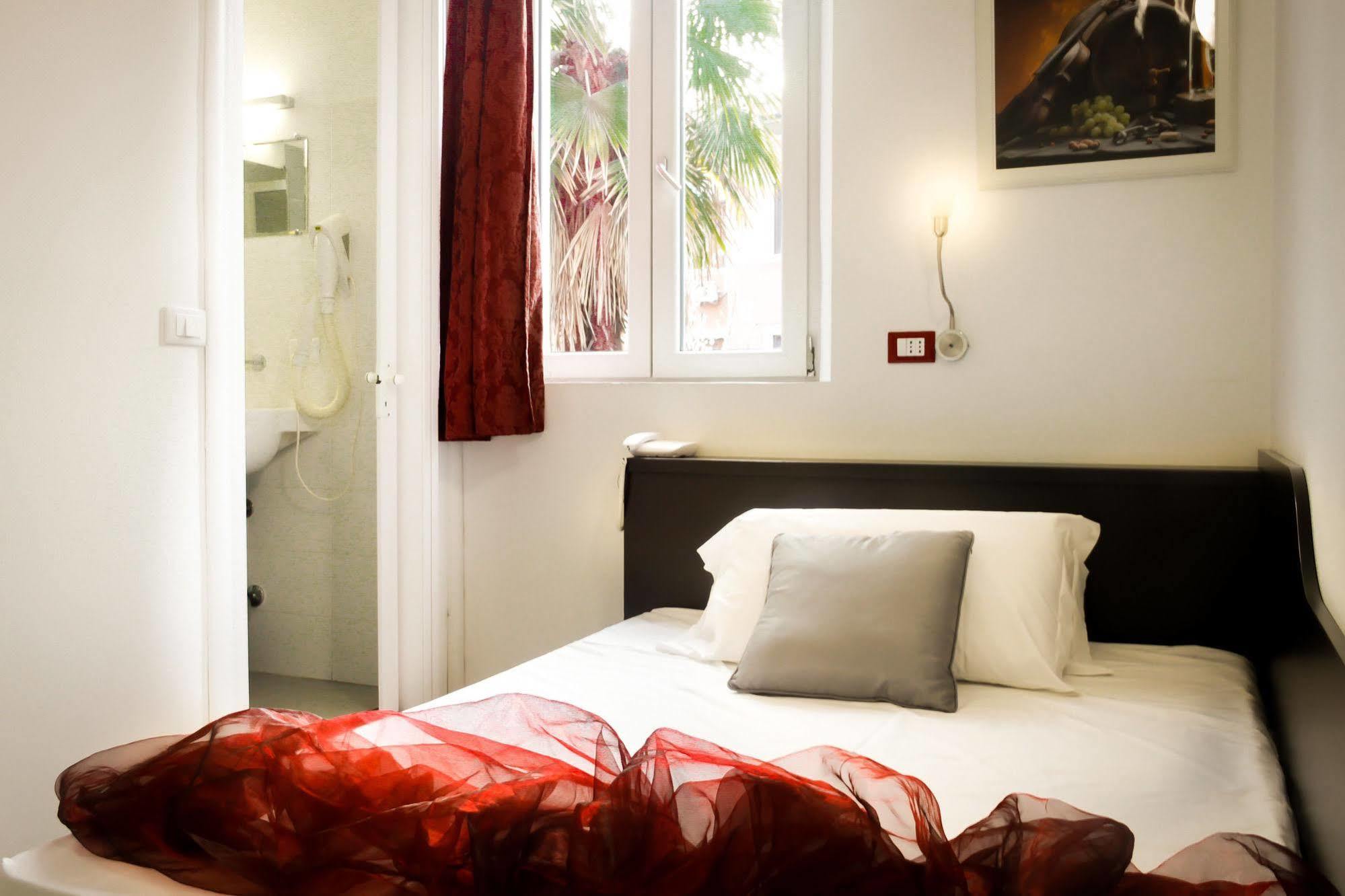 Hotel Rossovino Milano Extérieur photo