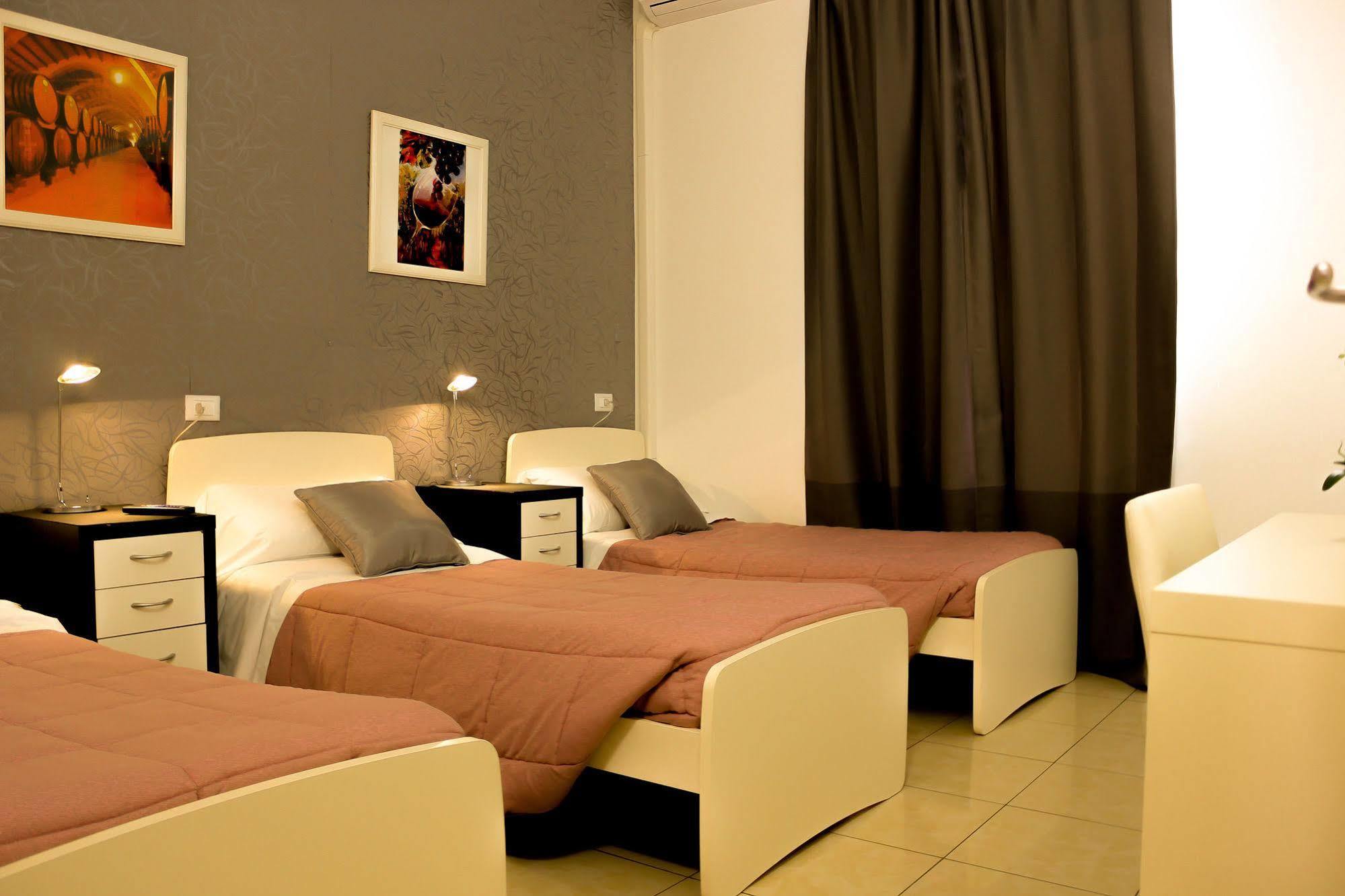 Hotel Rossovino Milano Extérieur photo